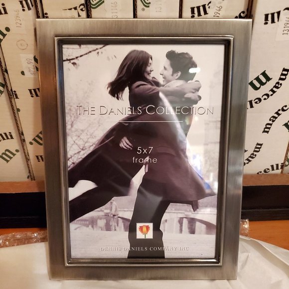 Dennis Daniels Pewter Classic Step 5"x7" Photo Frame #P0708P New in Box - Picture 1 of 2